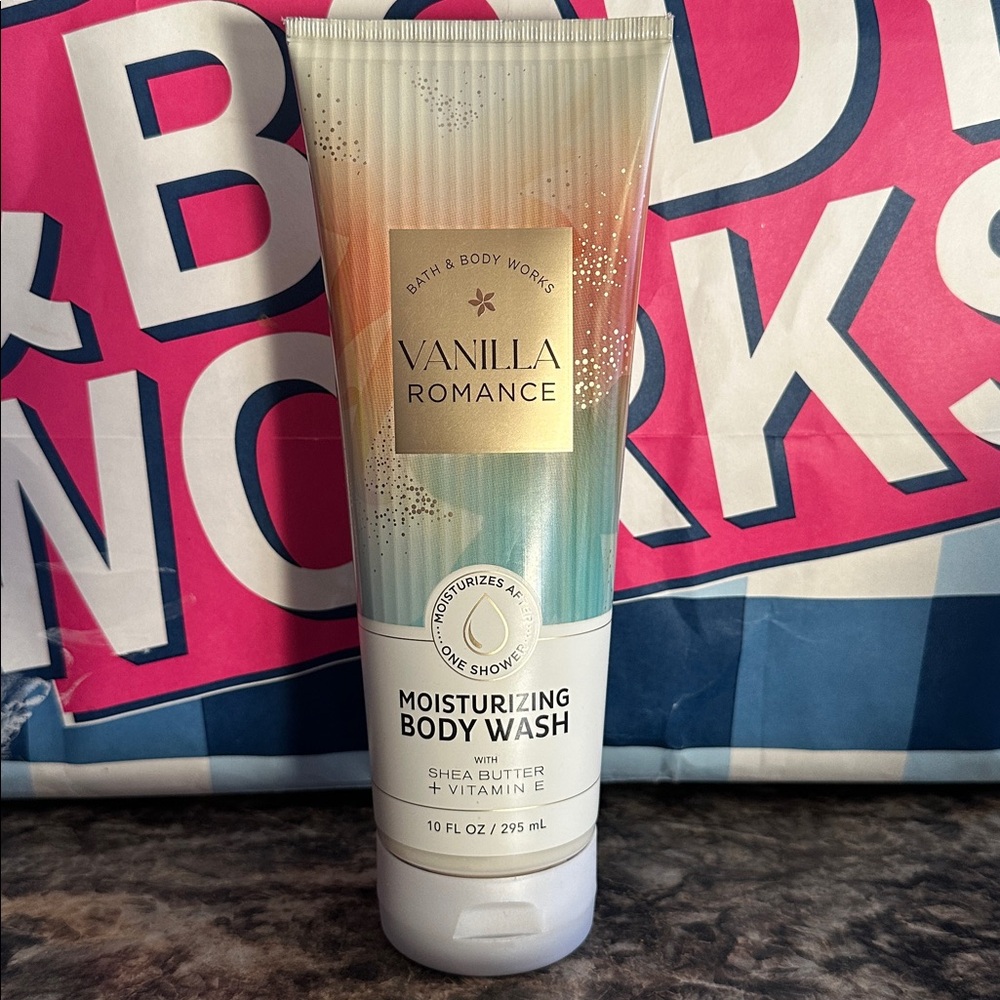 Bath & Body Works Vanilla Romance